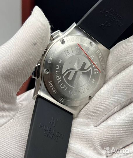 Часы мужские кварцевые Hublot