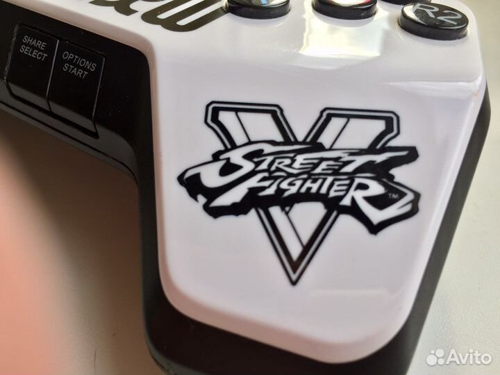 Геймпад MadCatz для PS4 файтинговый