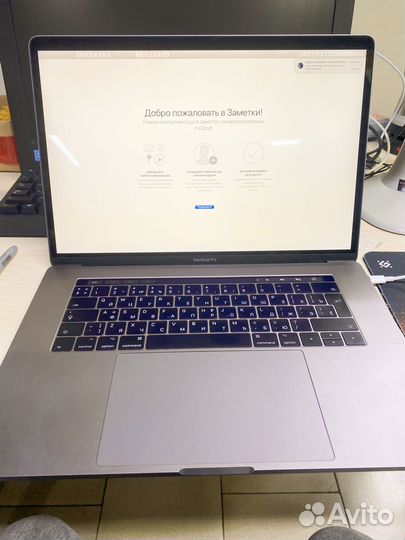 Apple macbook pro 15 2017 Tachbar 512/16