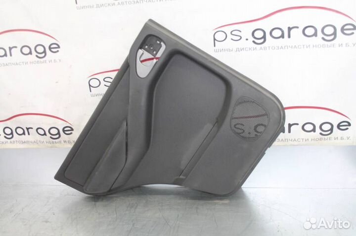 Обшивка двери задней левой Nissan Pathfinder R51