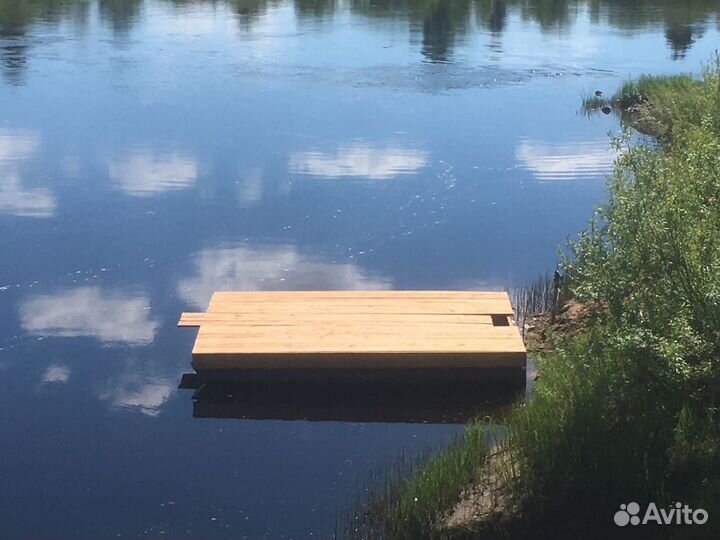 Плот-причал