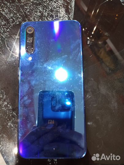 Xiaomi Mi 9 SE, 6/64 ГБ