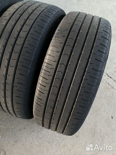 Continental ContiPremiumContact 5 215/55 R17 94V