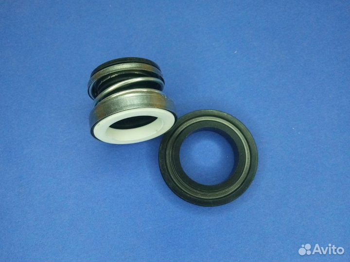 Ремкомплекты водяного насоса в ассортименте