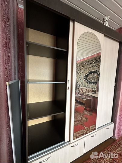 Спальный гарнитур