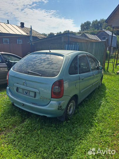 Citroen Xsara Picasso 1.8 МТ, 2003, битый, 120 000 км
