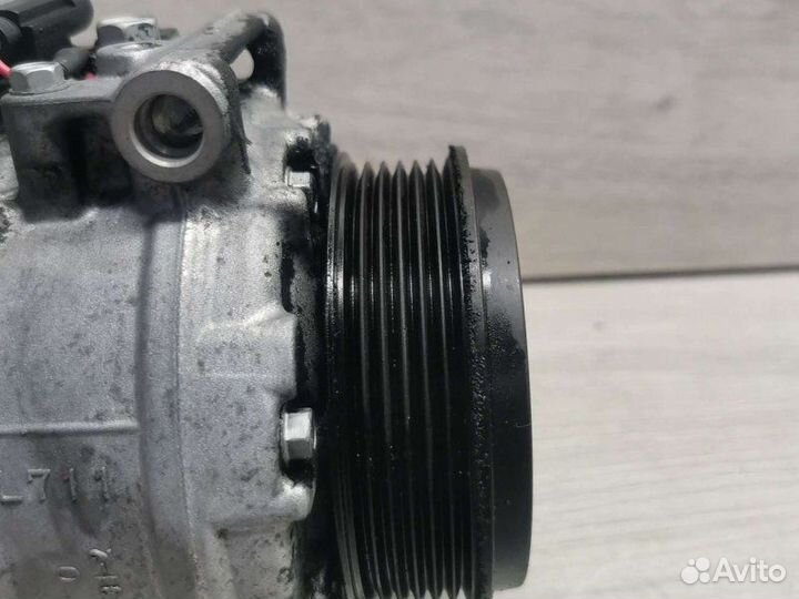 Компрессор кондиционера Mercedes C W203