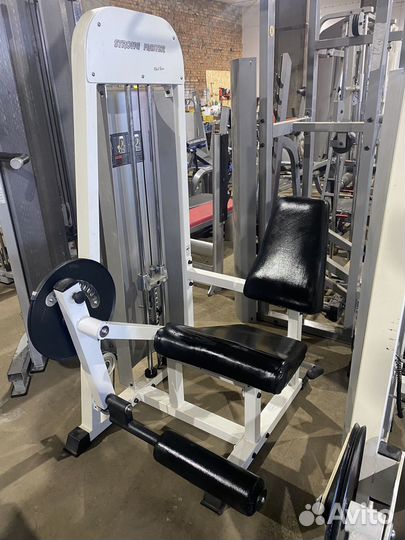 Сгибание/разгибание ног, тренажеры