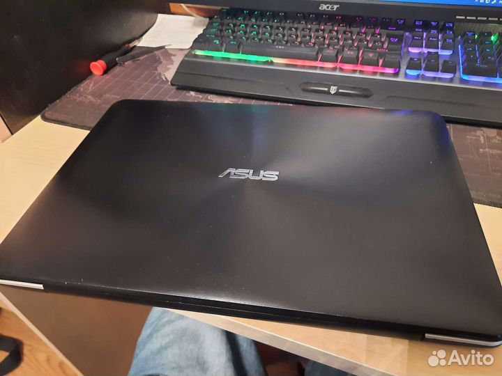 Ноутбук nvidia 940m/ i3/ ssd