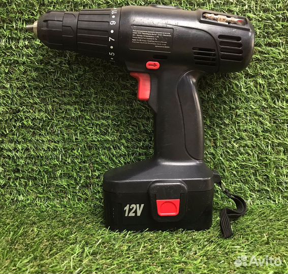 Шуруповерт Charger