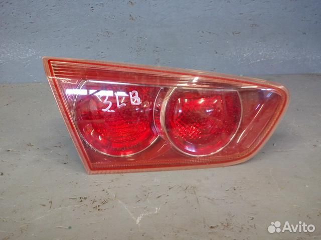 Фонарь задний левый внутренний Mitsubishi Lancer 1