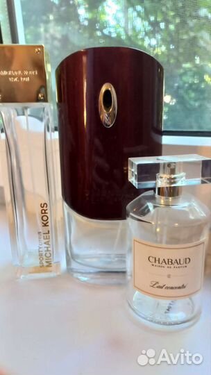 Пустые флаконы от парфюма