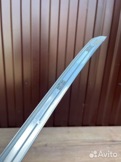 Молдинг стекла Opel Astra Gtc J 1.4 2012