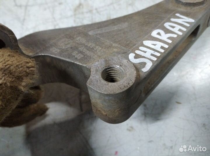 Кронштейн МКПП Фольксваген Шаран