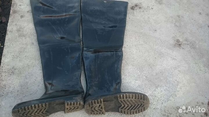 Сапоги резиновые болотные