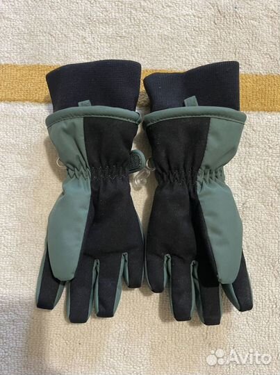 Перчатки новые reima 3