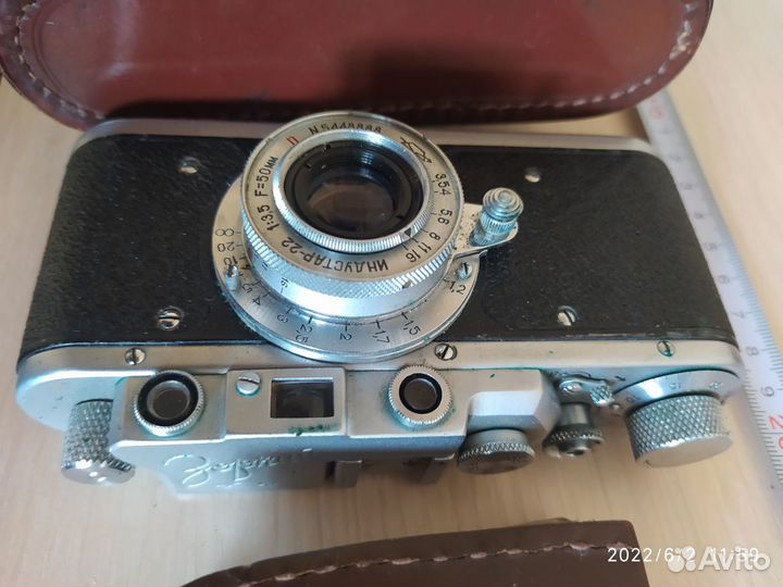 Плёночныe фотоаппараты: Зоркий и фото экспонометр