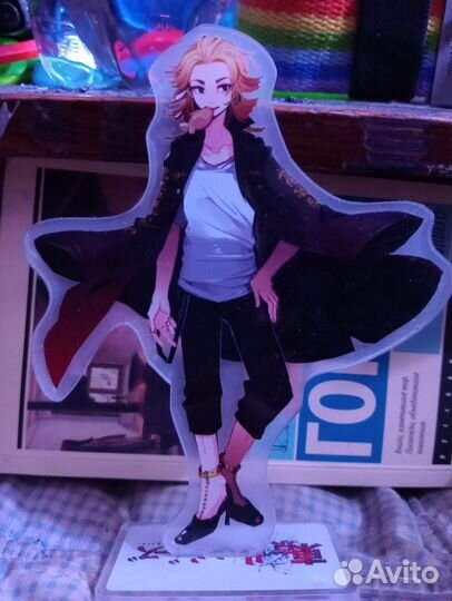 Аниме и Геншин фигурки