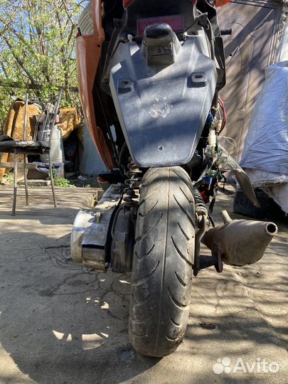 Скутер 150 кубов