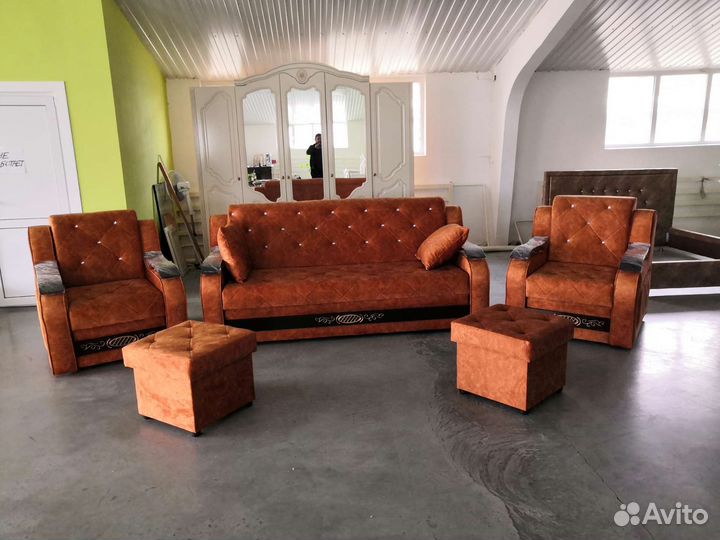 Мягкая мебель И спальные гарнитуры