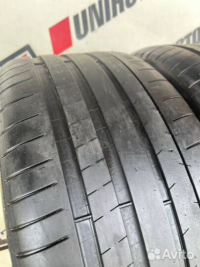 Michelin Pilot Super Sport 255/45 R19