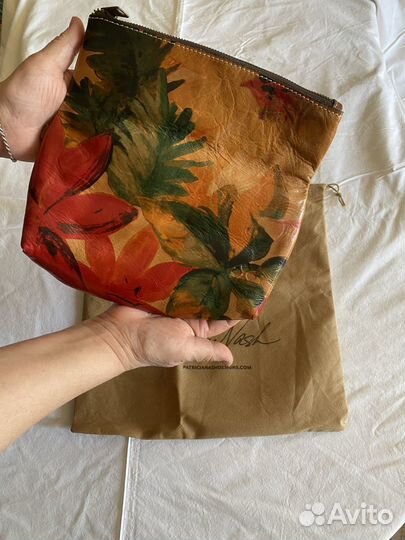 Кожаная сумочка-клатч Patricia Nash