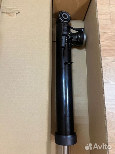 Задний амортизатор audi Q5 8K0513026J