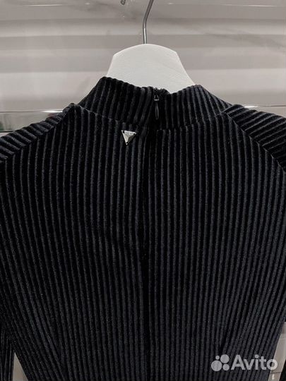Платье женское Guess XS