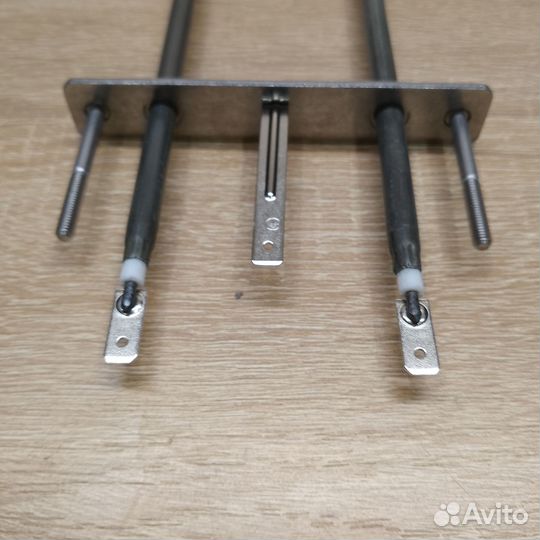 481010836643 Плиты Indesit 1800W