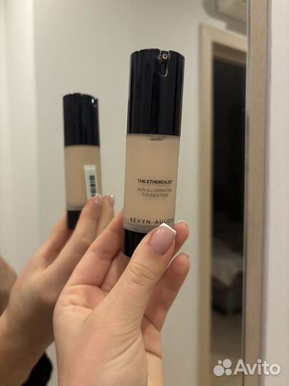 Крем тональный kevyn aucoin 01