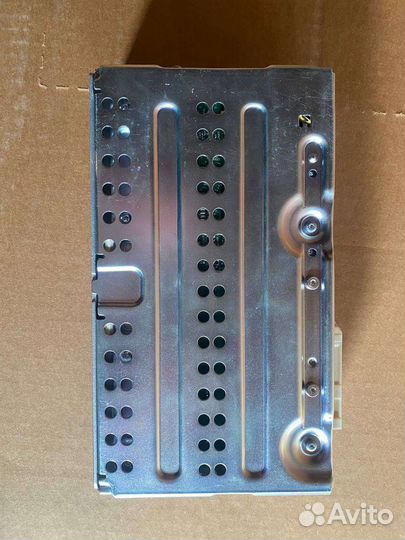 Оригинальный Усилитель JBL для Land Cruiser 200