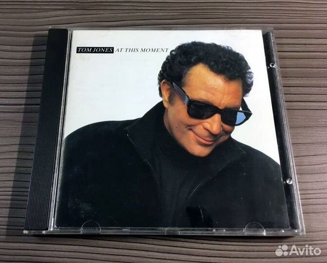 Tom Jones - 'AT This Moment' (1989) CD