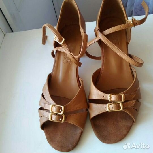 Туфли для бальных танцев