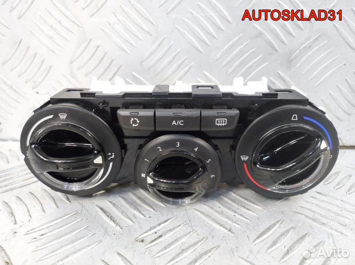Блок управления климата Peugeot 208 96722483ZD