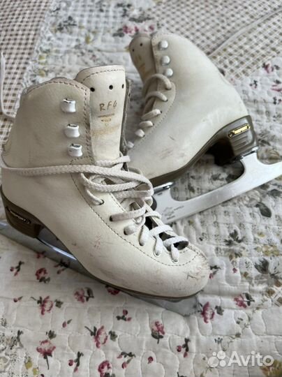 Фигурные коньки Risport RF4 (Лезвия - MK21)