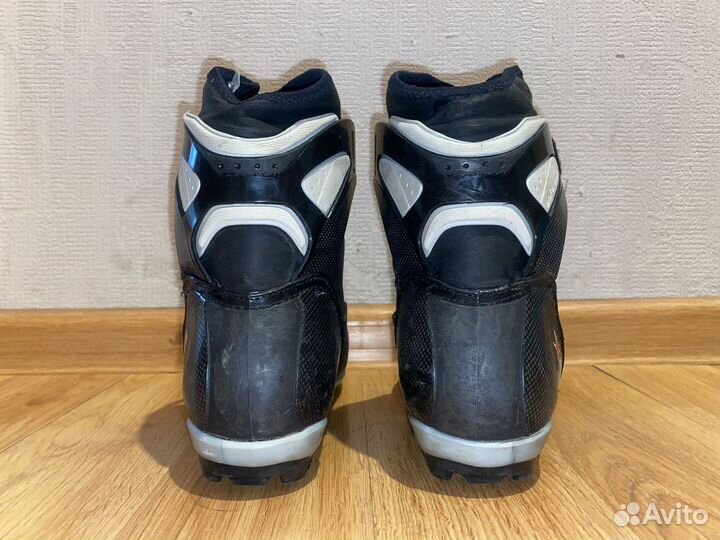 Лыжные ботинки rossignol