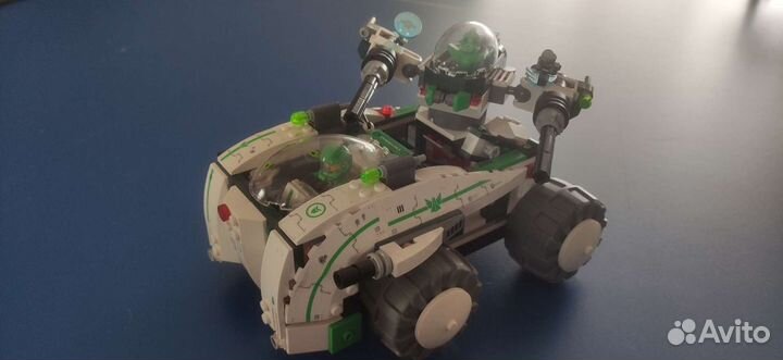 Lego galaxy squad 70704 hotsell