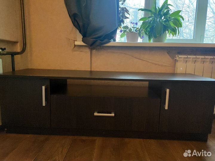 Тумба под телевизор