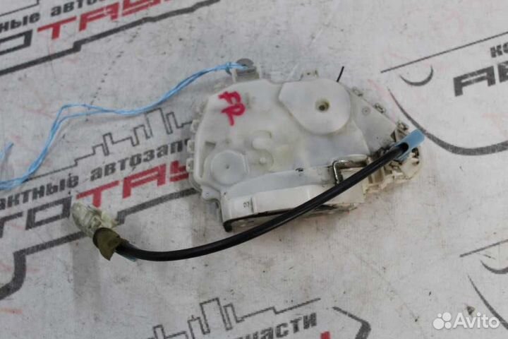 Замок двери honda odyssey RB3 RB4 F R