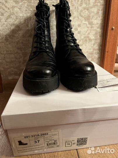 Ботинки - новые размер 37