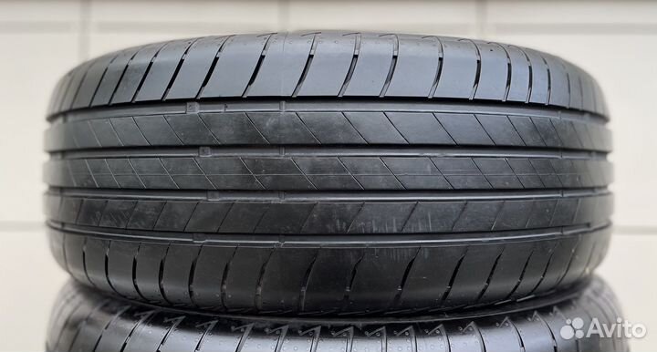 Bridgestone Turanza T005 235/55 R18