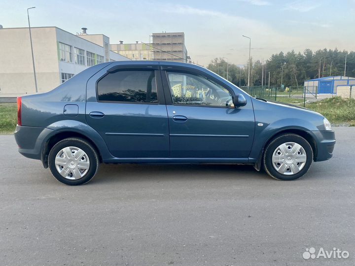 Renault Logan 1.6 AT, 2011, 137 000 км