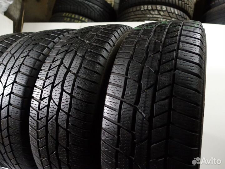 Continental ContiWinterContact TS 830 P 215/60 R16