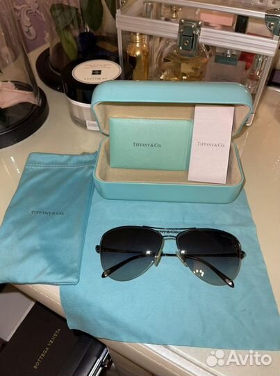 Солнцезащитные очки