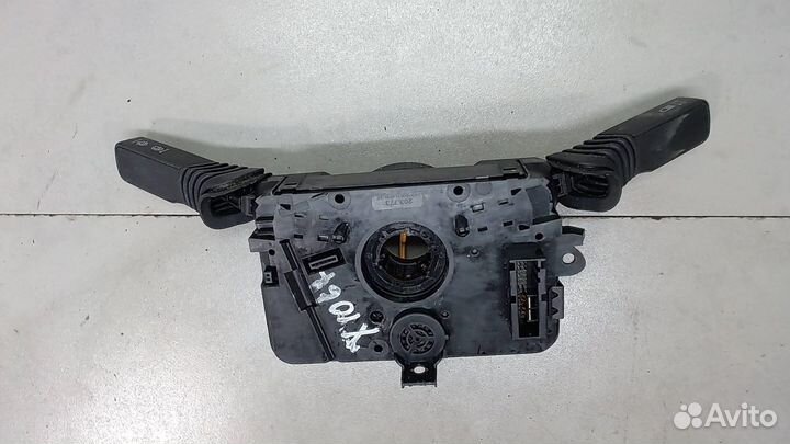 Переключатель поворотов и дворников Opel Astra H