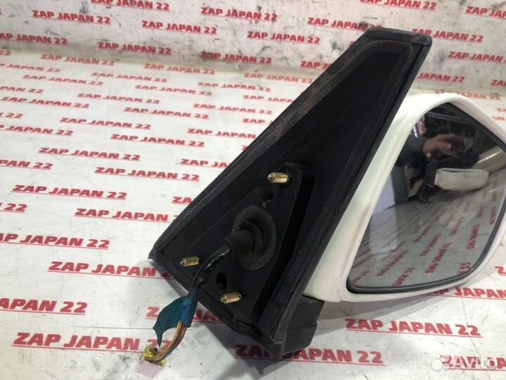 Зеркало заднего вида правое Mitsubishi Pajero Io
