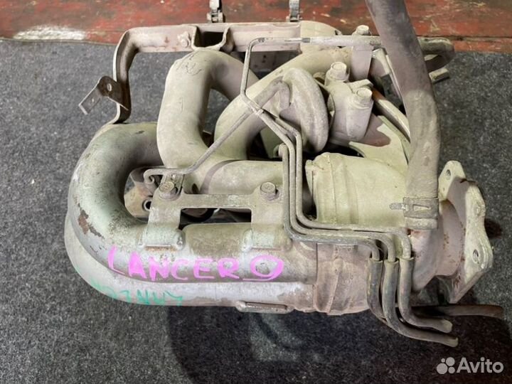 Коллектор впускной Mitsubishi Lancer 9 4G18 2005