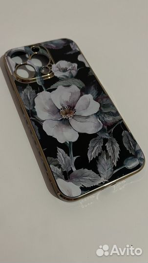 Чехол на iPhone 13 pro