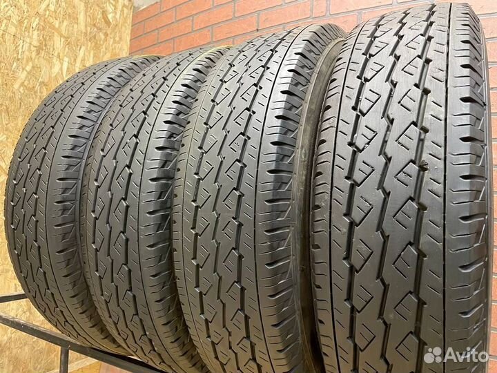 Bridgestone V600 195/80 R15 105L