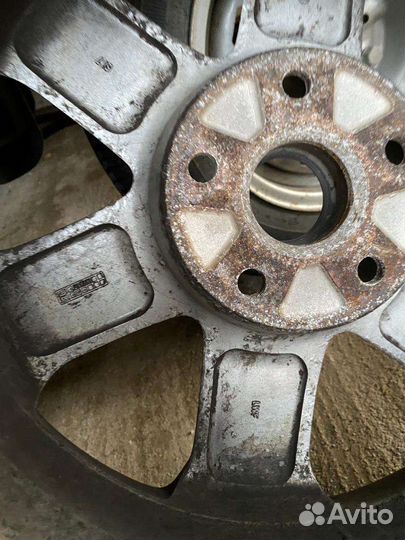 Продам литые диски на ауди